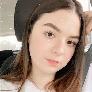 Meet your Posher, Leslie